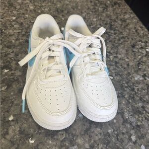 Nike Kids White and Light Blue Sneakers